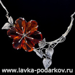 Янтарное колье с серебром 