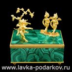Шкатулка из камня "Парад амуров"