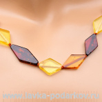 Янтарные бусы "Ромбы"
