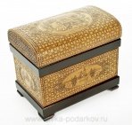Шкатулка-сундук из бересты "Тройка"