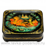 Шкатулка с художественной росписью "Тройка"